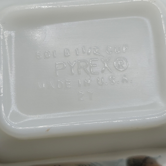 VTG Pyrex Amish Butterprint Refrigerator Dish with Lid # 501 - Picture 5 of 10